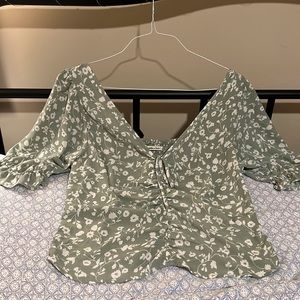 Abercrombie and Fitch women’s top